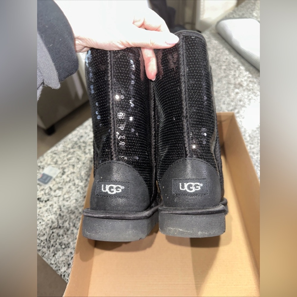 Black Ugg Sequins - image 4
